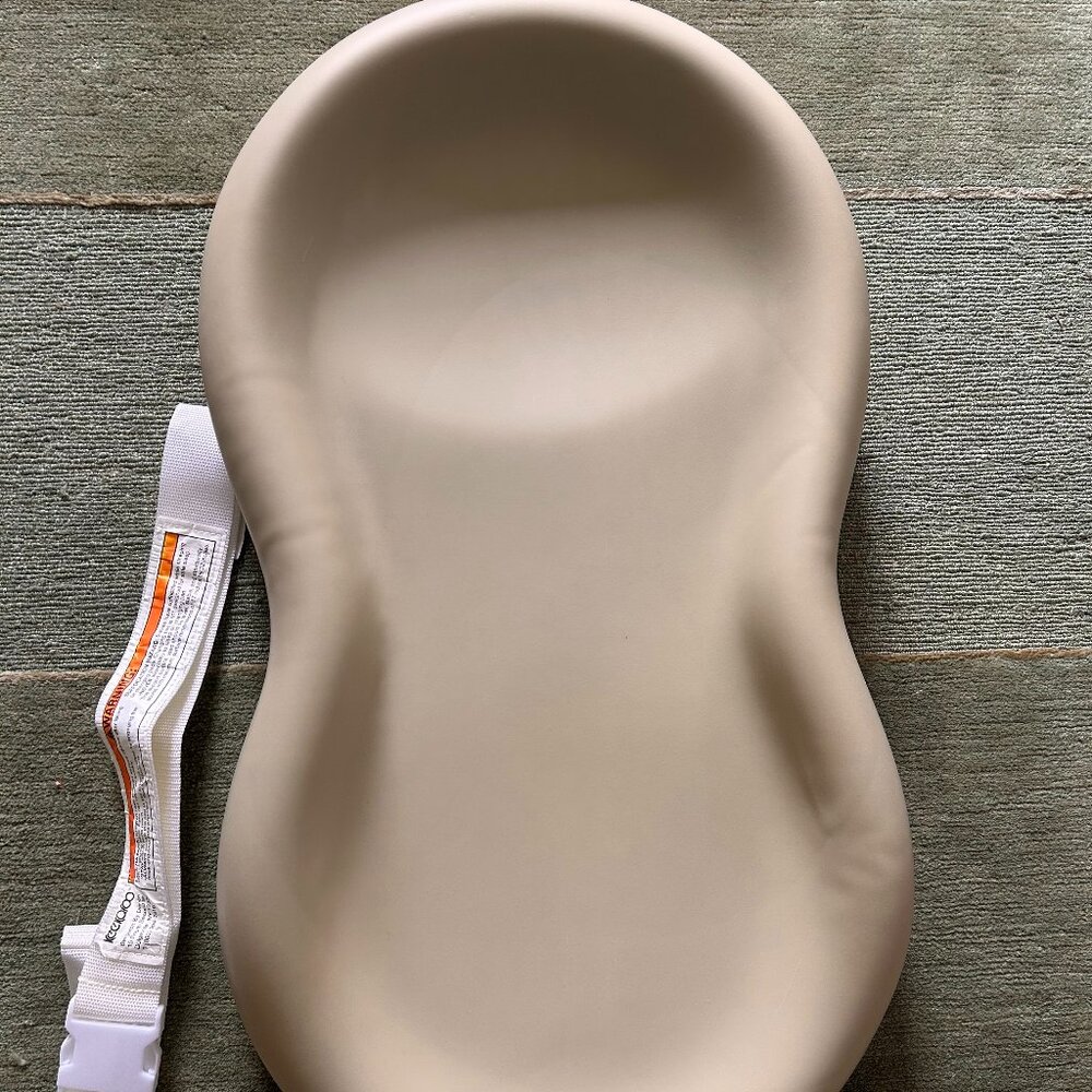 Keekaroo Peanut Wipeable Diaper Changing Pad